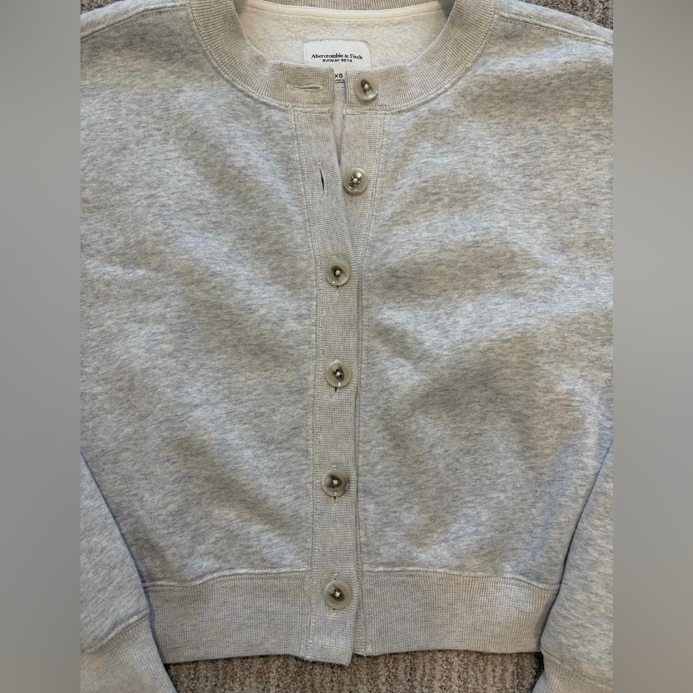 Abercrombie Sunday Shrunken Crew Cardigan - Picture 3 of 4